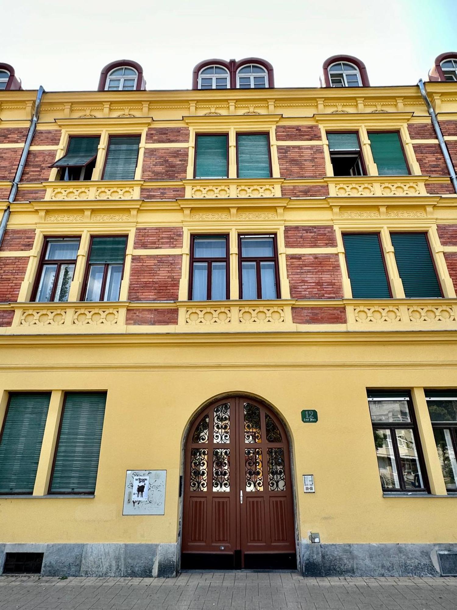 Stilvolles Apartment Im Zentrum - Free Parking Γκρατς Εξωτερικό φωτογραφία